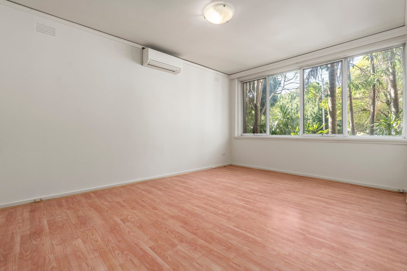1/168 Power Street, Hawthorn - Thumbnail 2