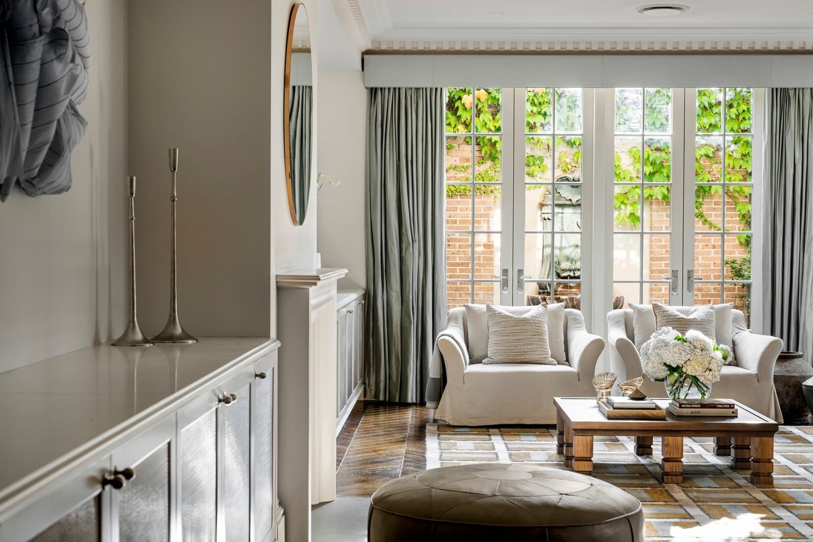 2/51 Mathoura Road, Toorak - Thumbnail 3