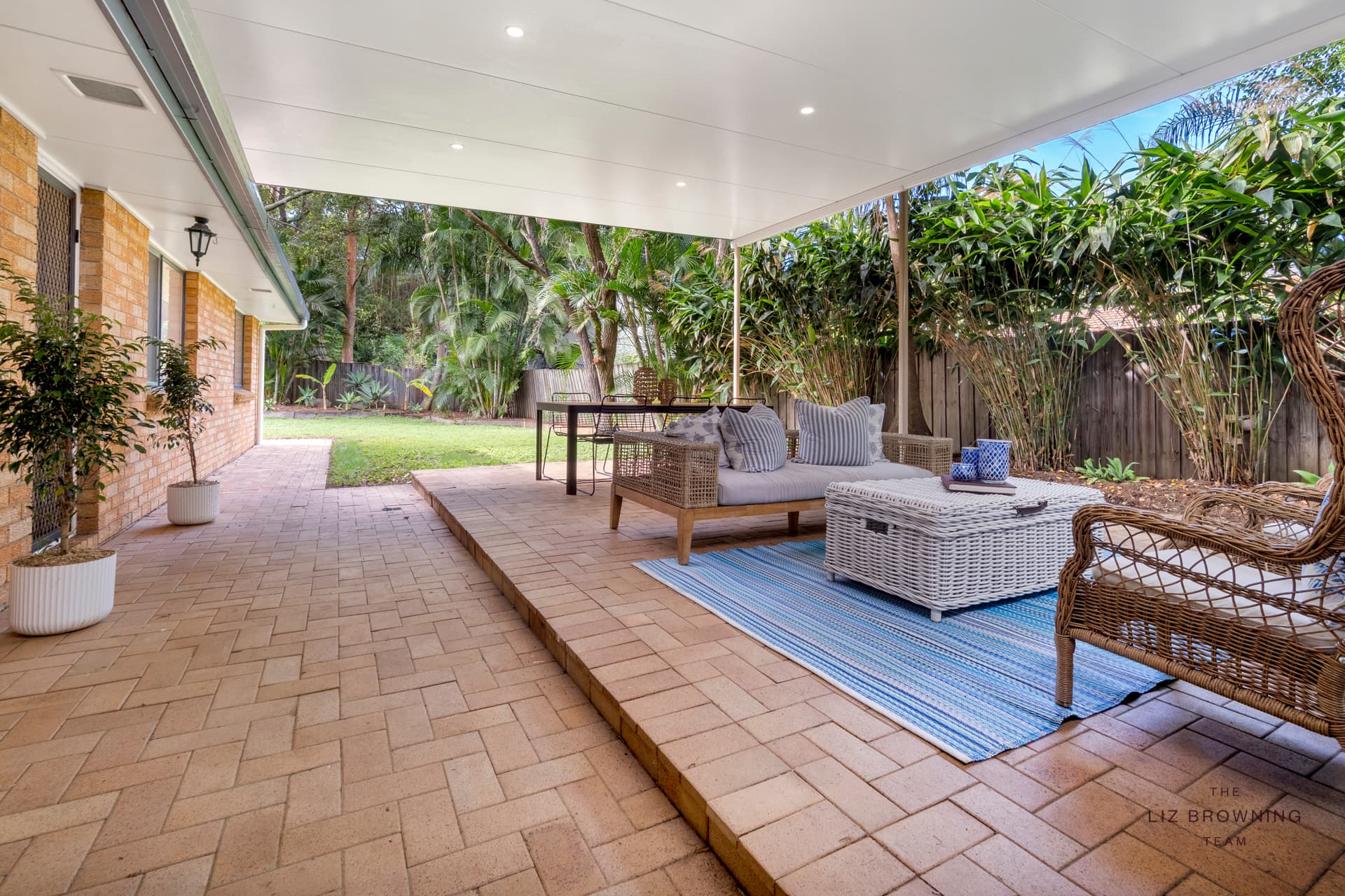 32 Lant Street, Chapel Hill - Image 1