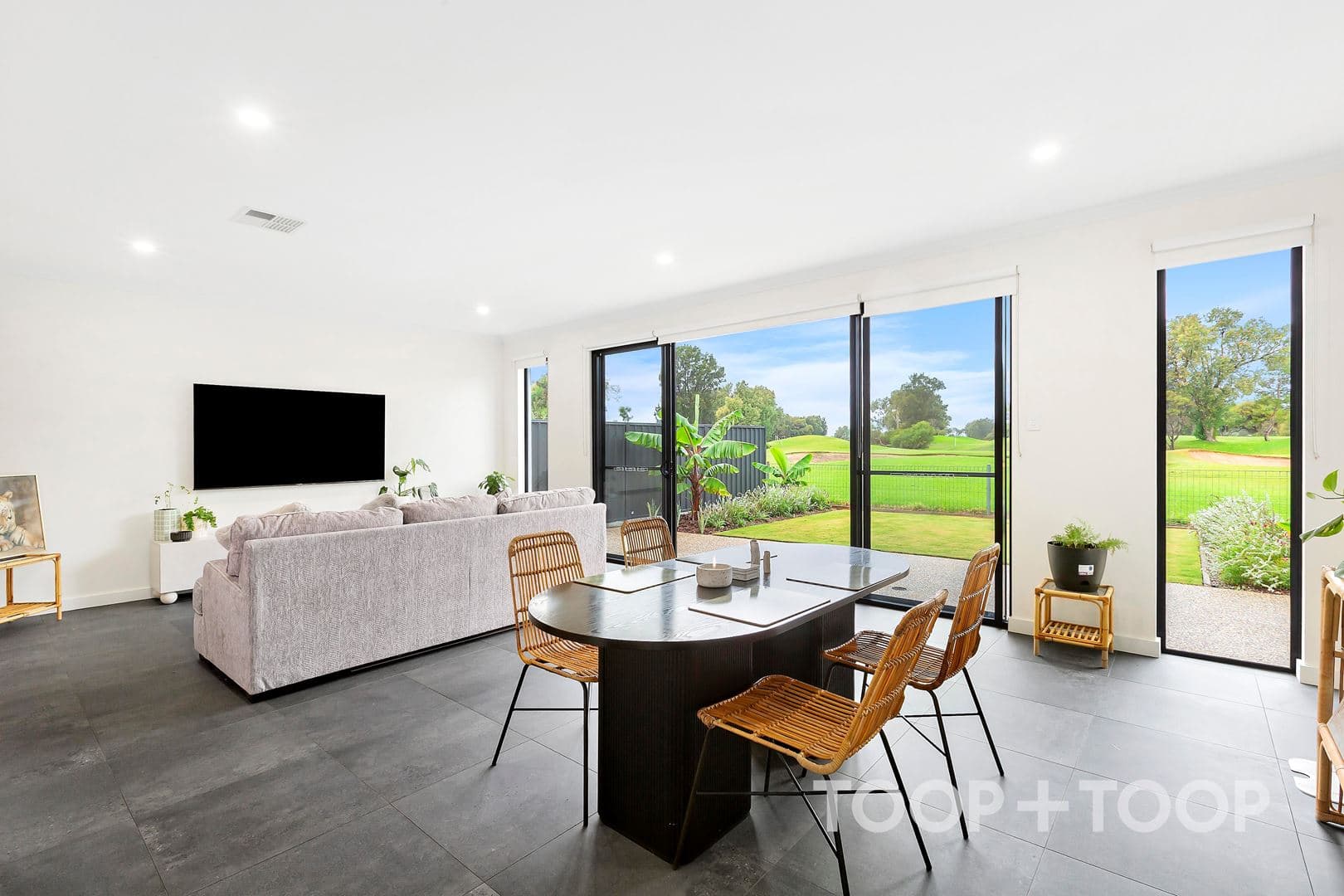 14 Driver Court, West Lakes SA 5021, West Lakes - Thumbnail 4