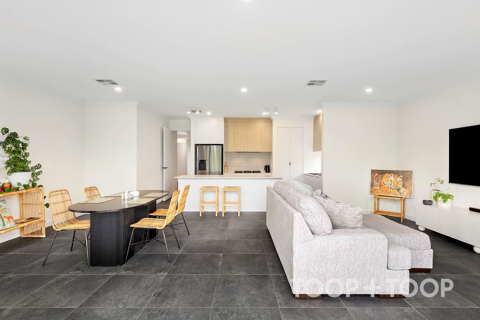14 Driver Court, West Lakes SA 5021, West Lakes - Thumbnail 7