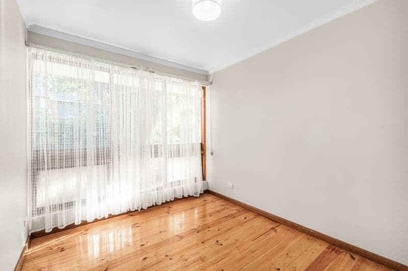 6 Monterey Court, Happy Valley - Thumbnail 7