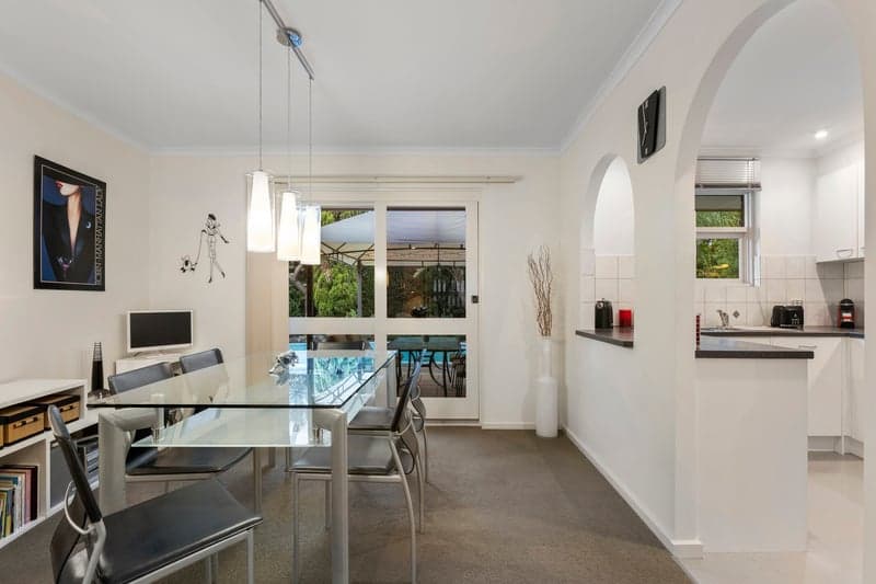 17 Floriston Way, Salisbury Park - Thumbnail 4