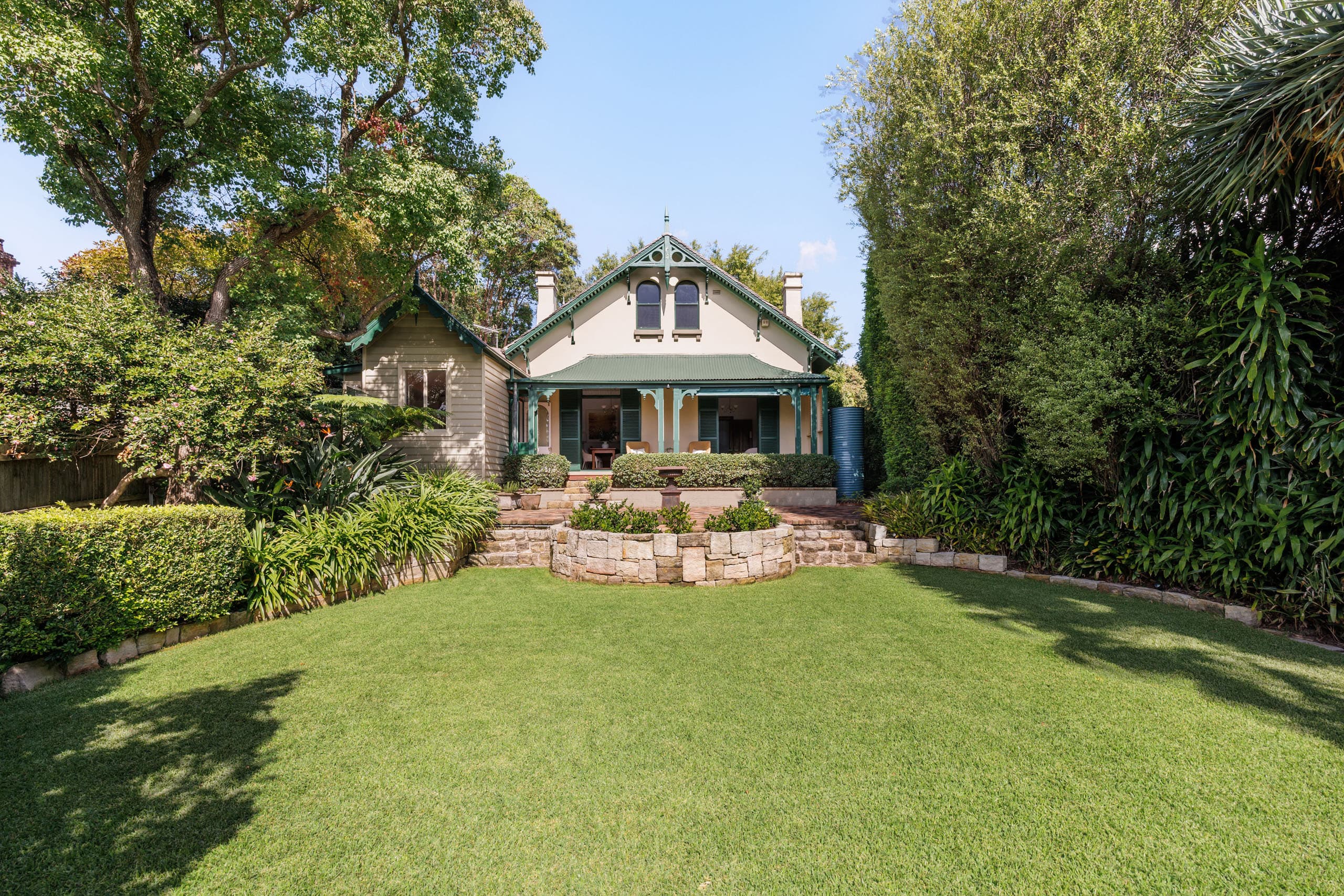 7 Stack Street, Balmain East - Image 1