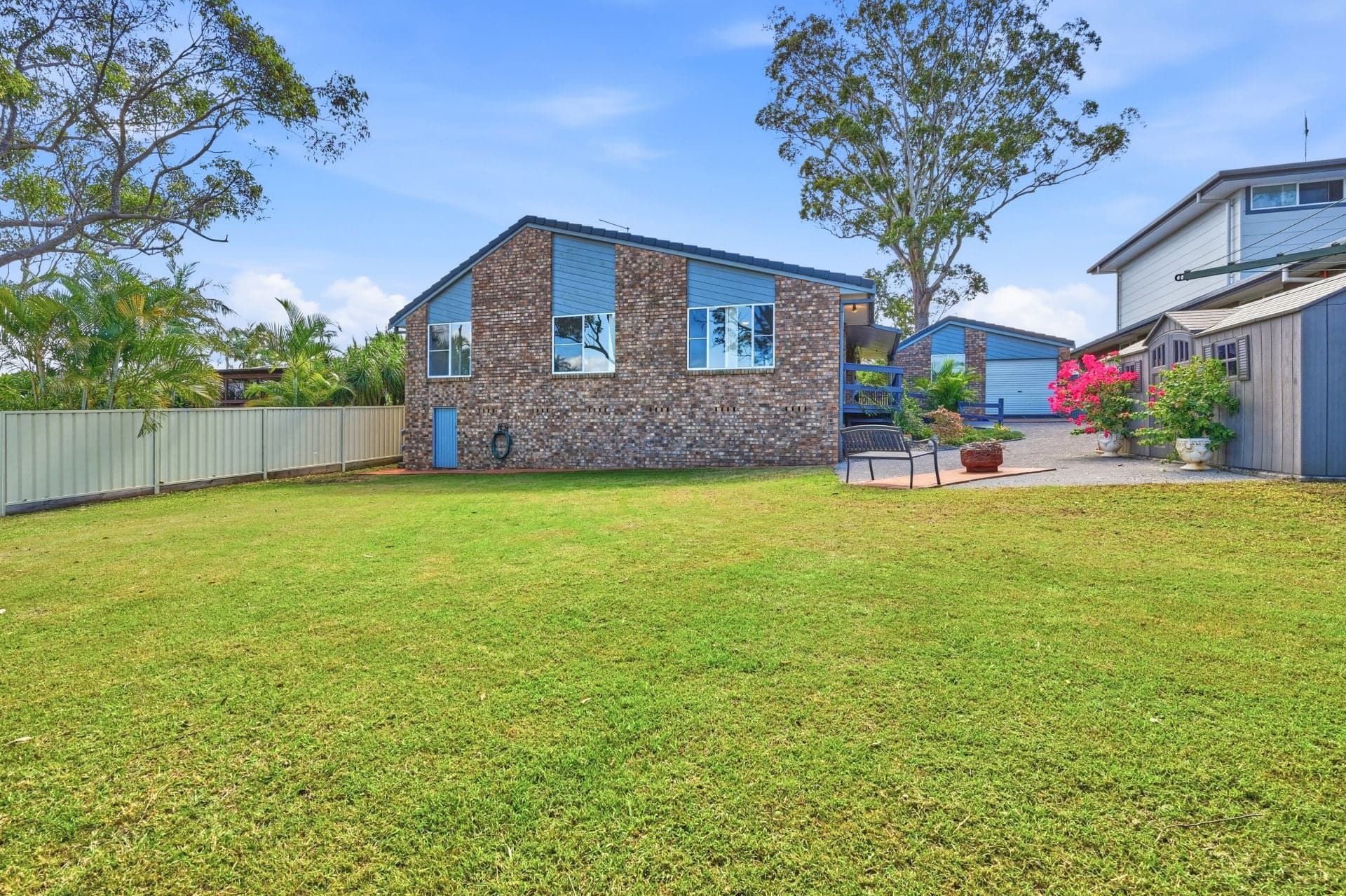 5 Grassmere Way Port Macquarie NSW, Port Macquarie - Image 1