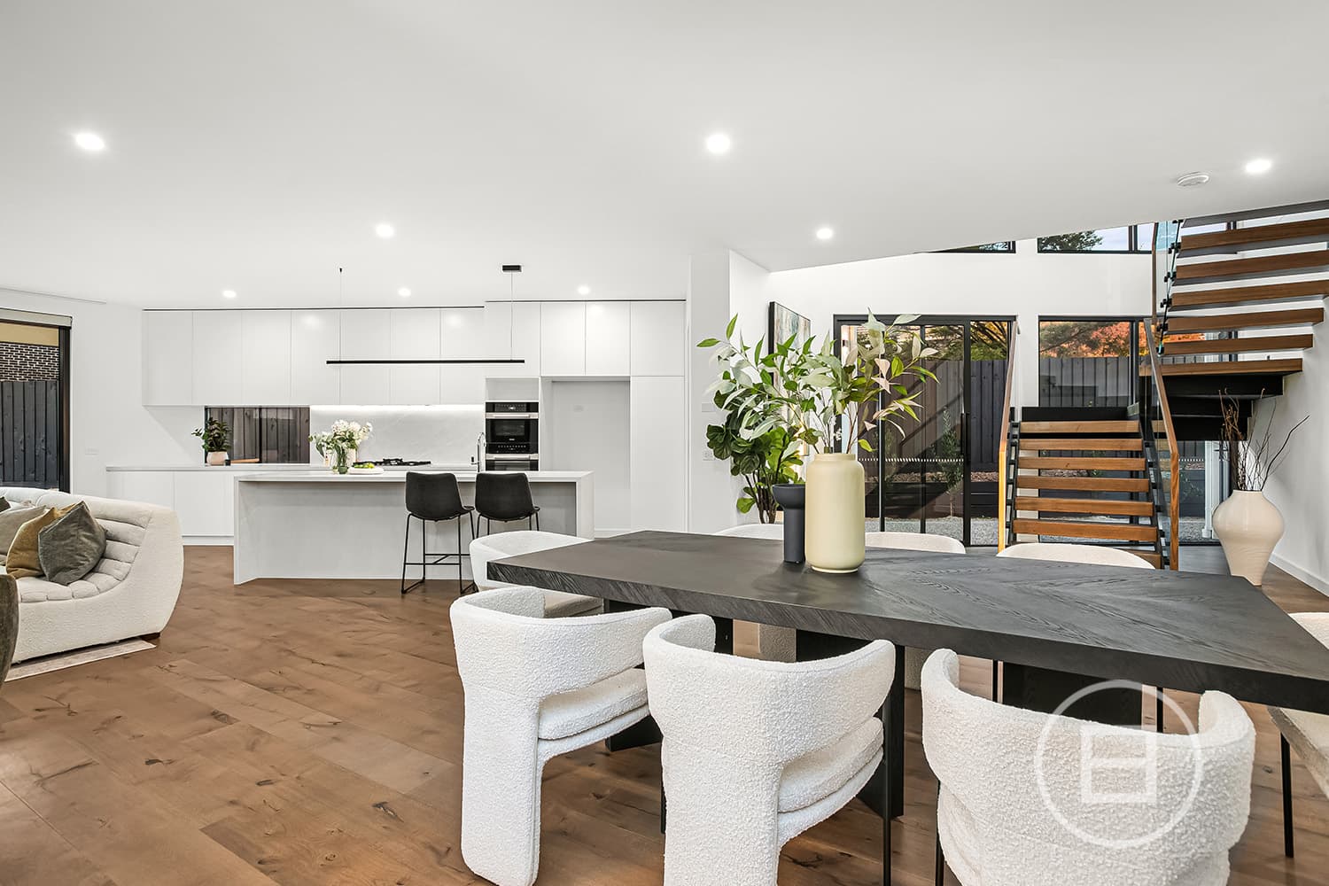 1 Viewhill Road, BALWYN NORTH, VIC, Balwyn North - Thumbnail 4
