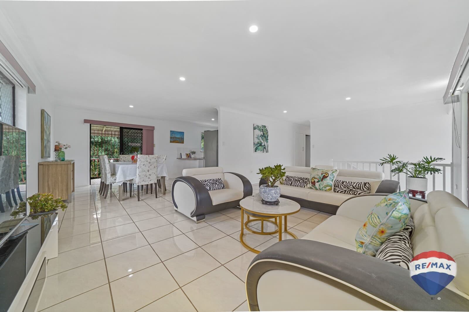 27 Gaillardia Street Macgregor QLD 4109, Macgregor - Thumbnail 2