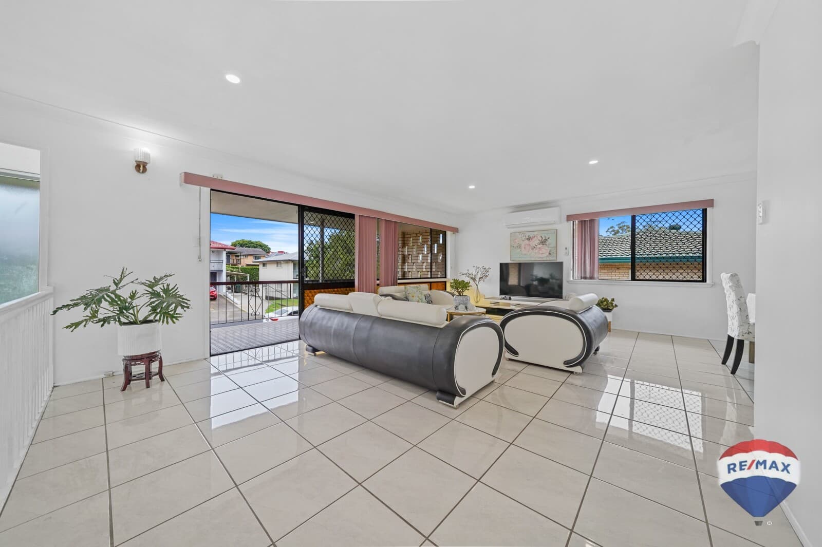 27 Gaillardia Street Macgregor QLD 4109, Macgregor - Thumbnail 3