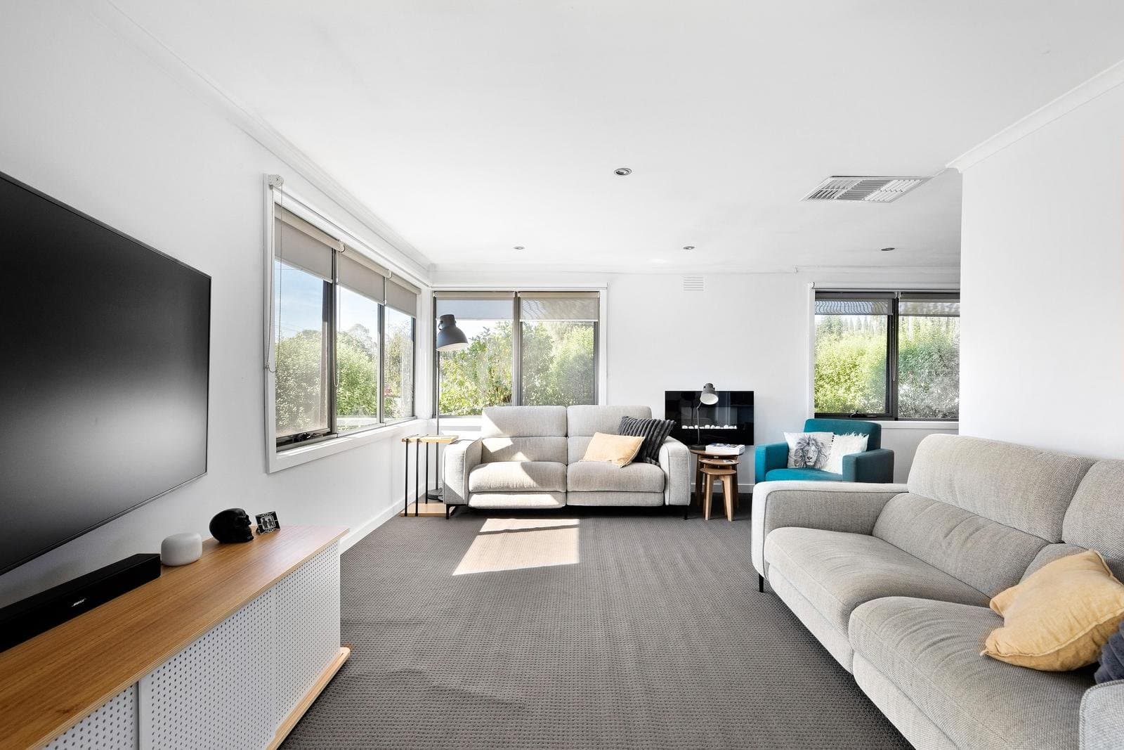 3 Bellara Crescent, Kealba VIC 3021, Kealba - Thumbnail 2
