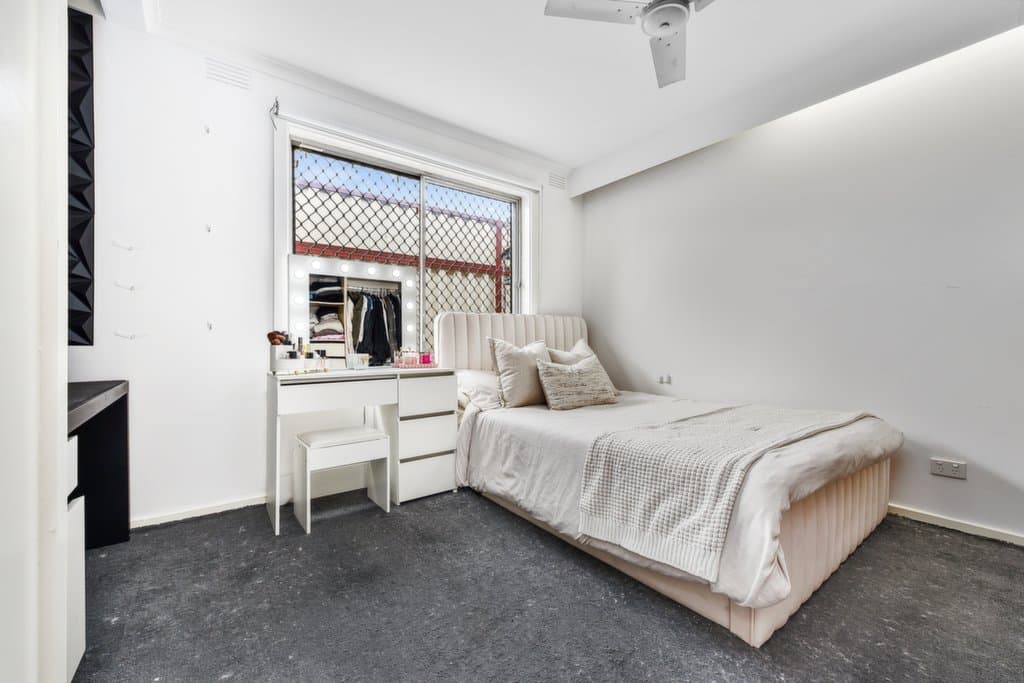 13 Nicole Avenue, Dandenong North - Thumbnail 8