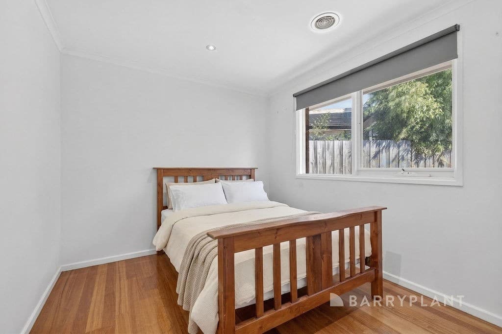 8 Brownlee Crescent, Wheelers Hill, VIC 3150, Wheelers Hill - Thumbnail 5