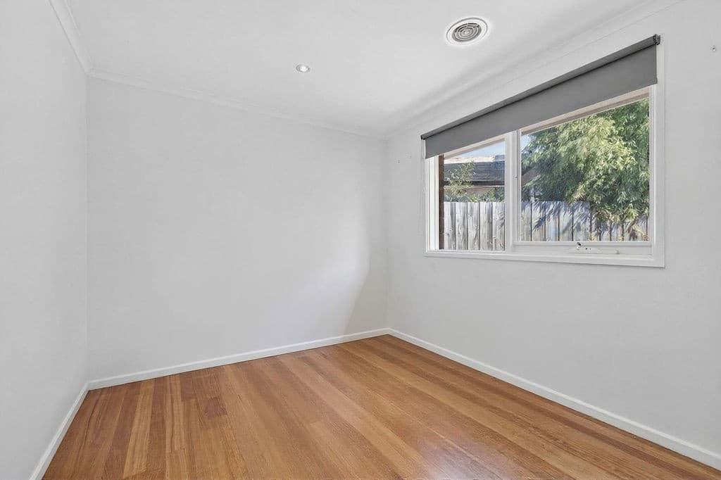 8 Brownlee Crescent, Wheelers Hill, VIC 3150, Wheelers Hill - Thumbnail 7