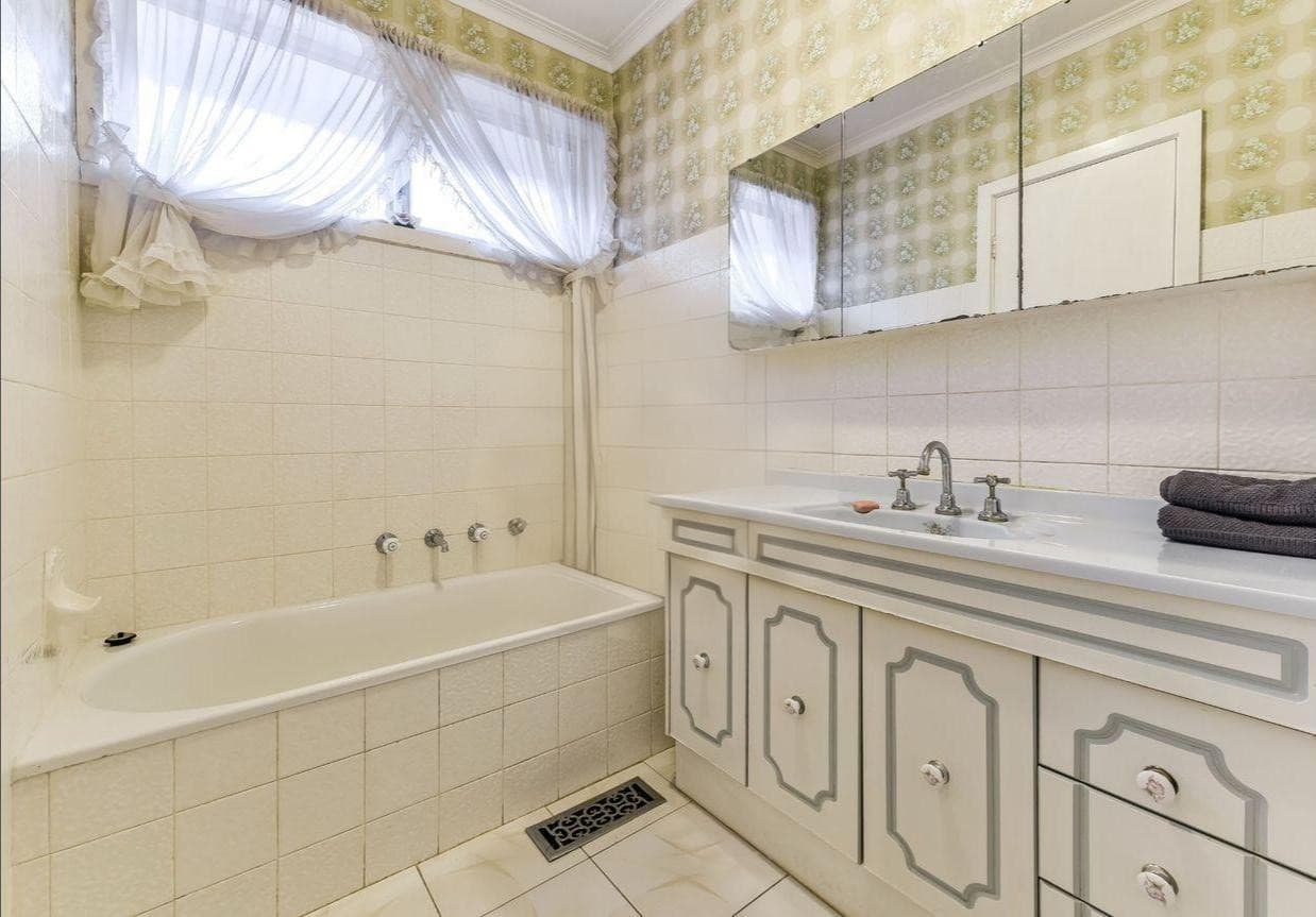 26 Sandra Court, Knoxfield, VIC 3180, Knoxfield - Thumbnail 4