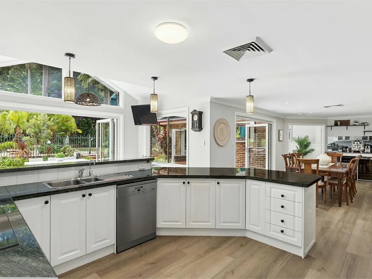 3 Ocean Palms Close, WAMBERAL, Wamberal - Thumbnail 5