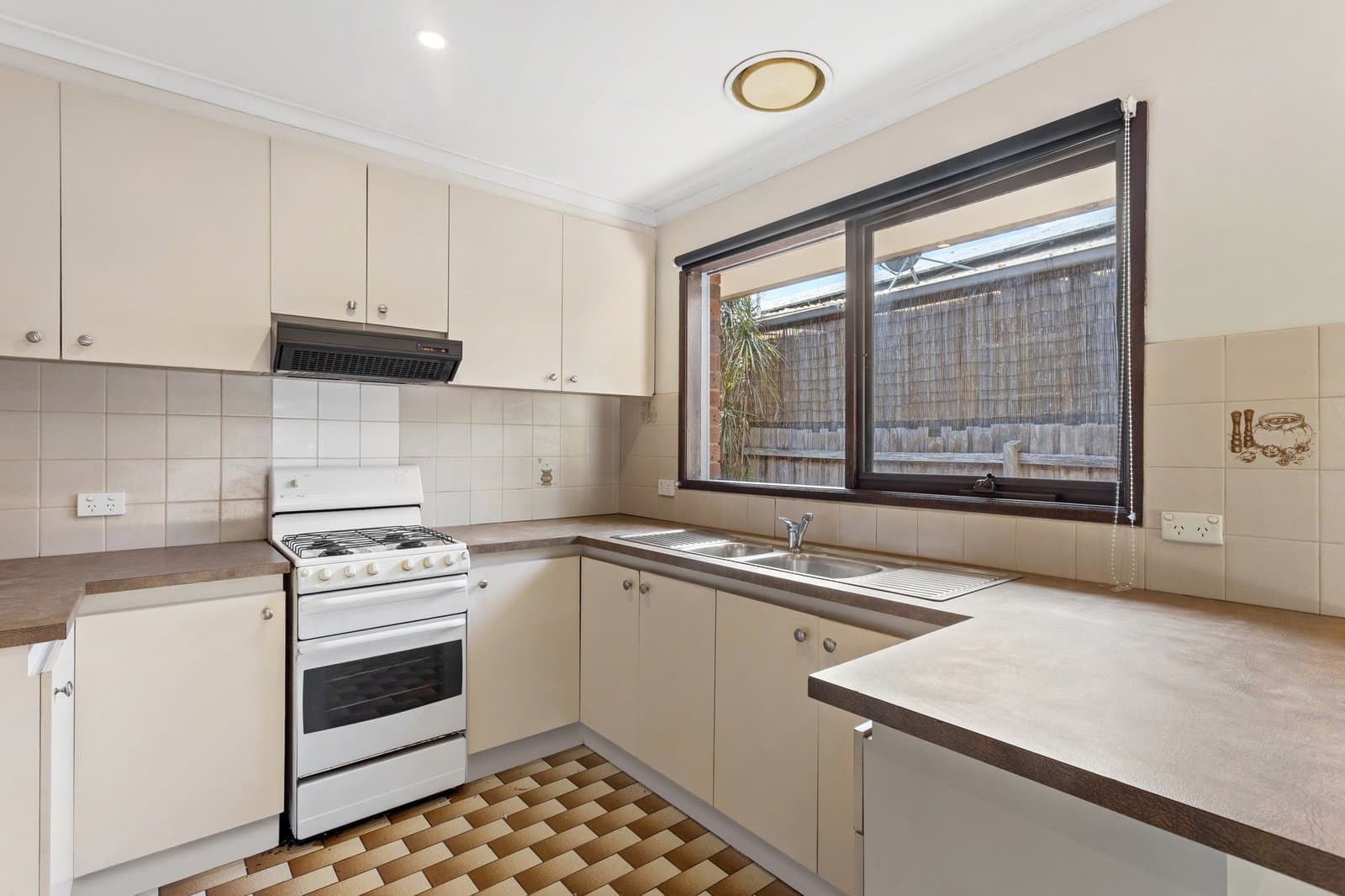 68 Reid Parade, Hastings, Hastings - Thumbnail 3