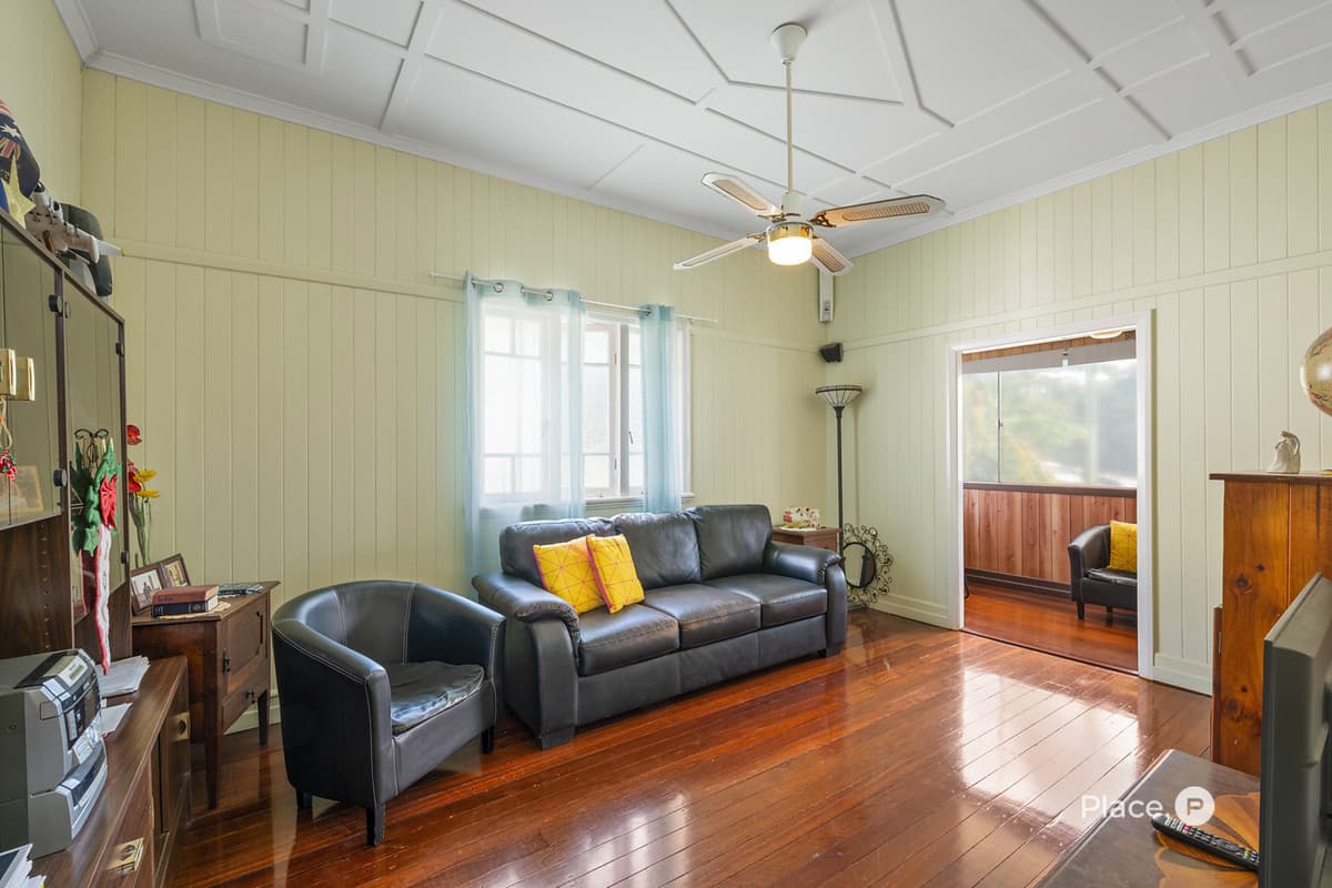 26 Bush Street, Windsor - Thumbnail 2