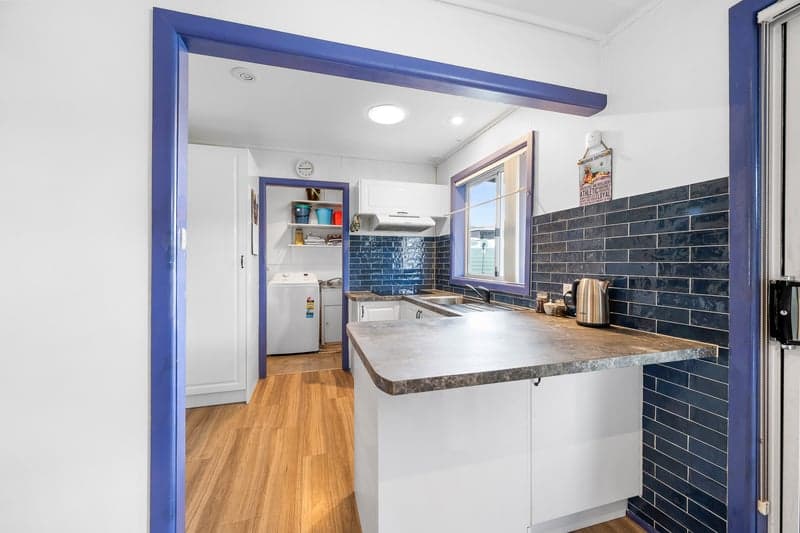202 Brenan, Smithfield, Smithfield - Thumbnail 5