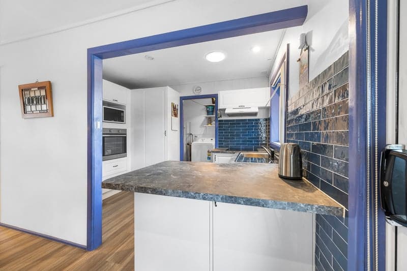 202 Brenan, Smithfield, Smithfield - Thumbnail 6