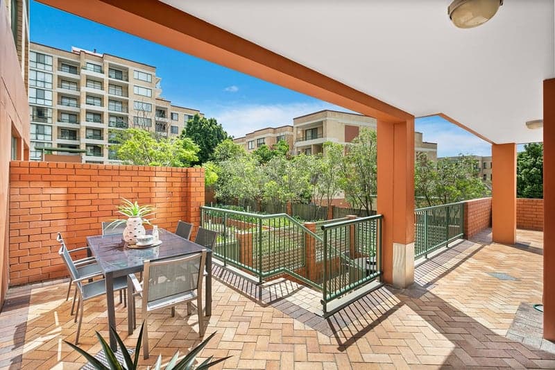 2/25-27 Kiora Road, Miranda, Miranda - Image 1