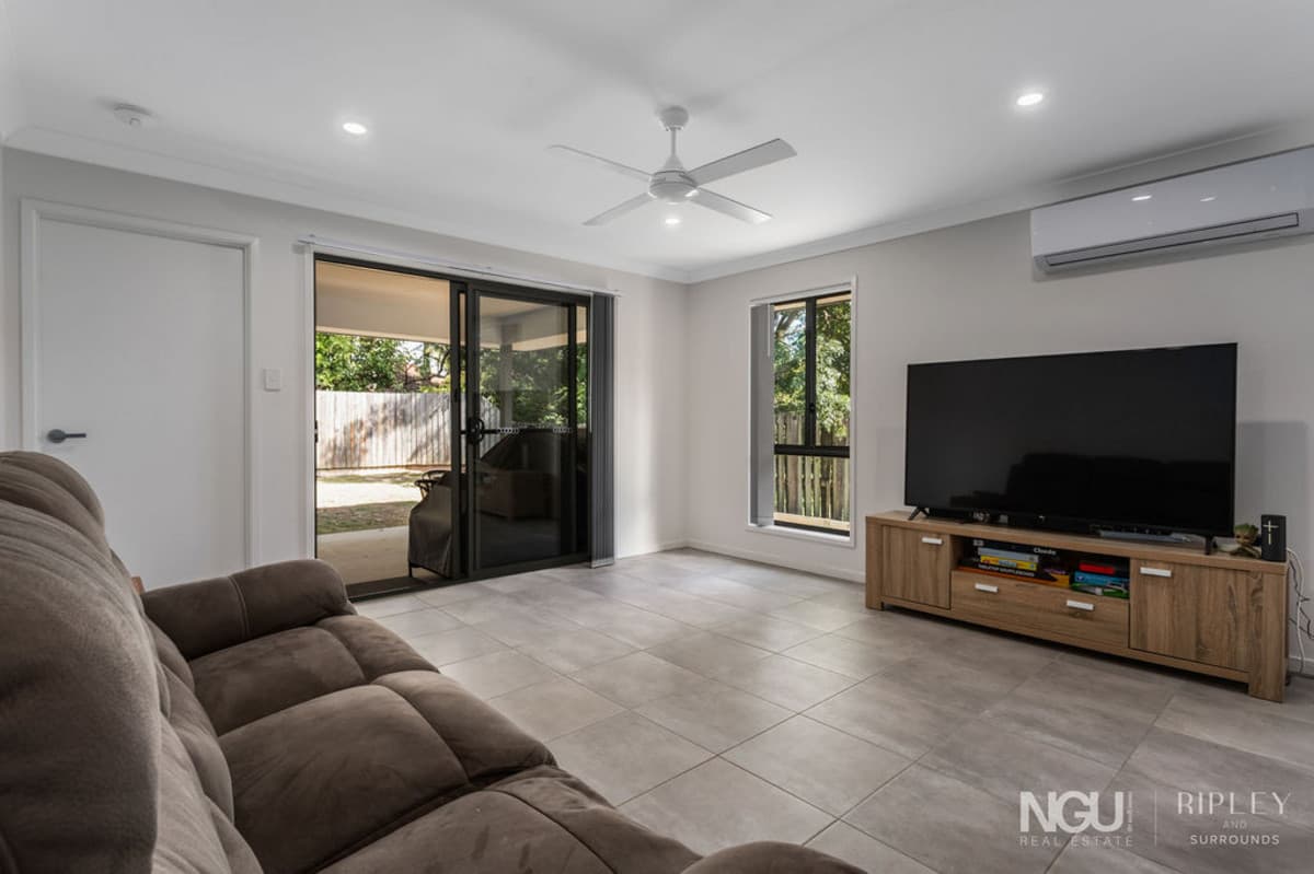22 Larsen Street, Leichhardt QLD 4305, Leichhardt - Thumbnail 5
