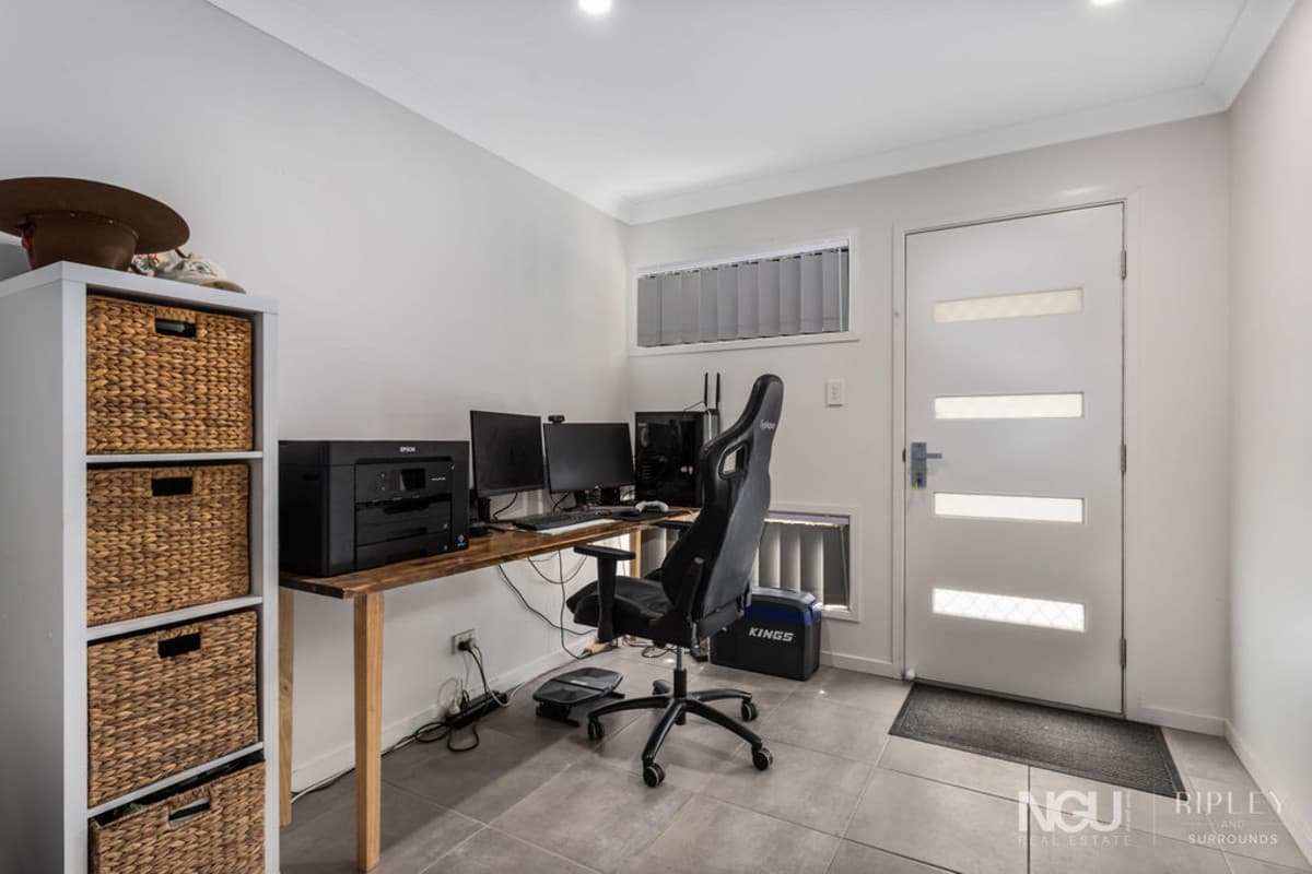 22 Larsen Street, Leichhardt QLD 4305, Leichhardt - Thumbnail 8