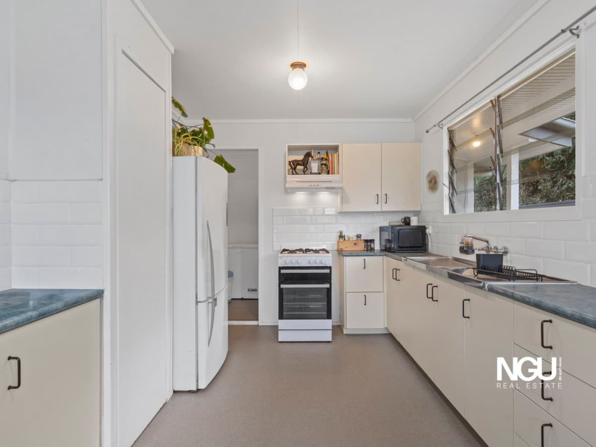 12 Wentworth Street, Leichhardt QLD 4305, Leichhardt - Thumbnail 2
