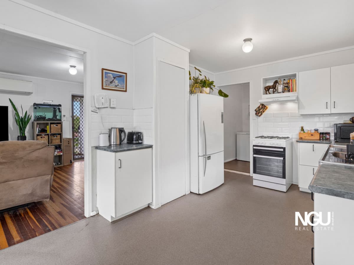 12 Wentworth Street, Leichhardt QLD 4305, Leichhardt - Thumbnail 6