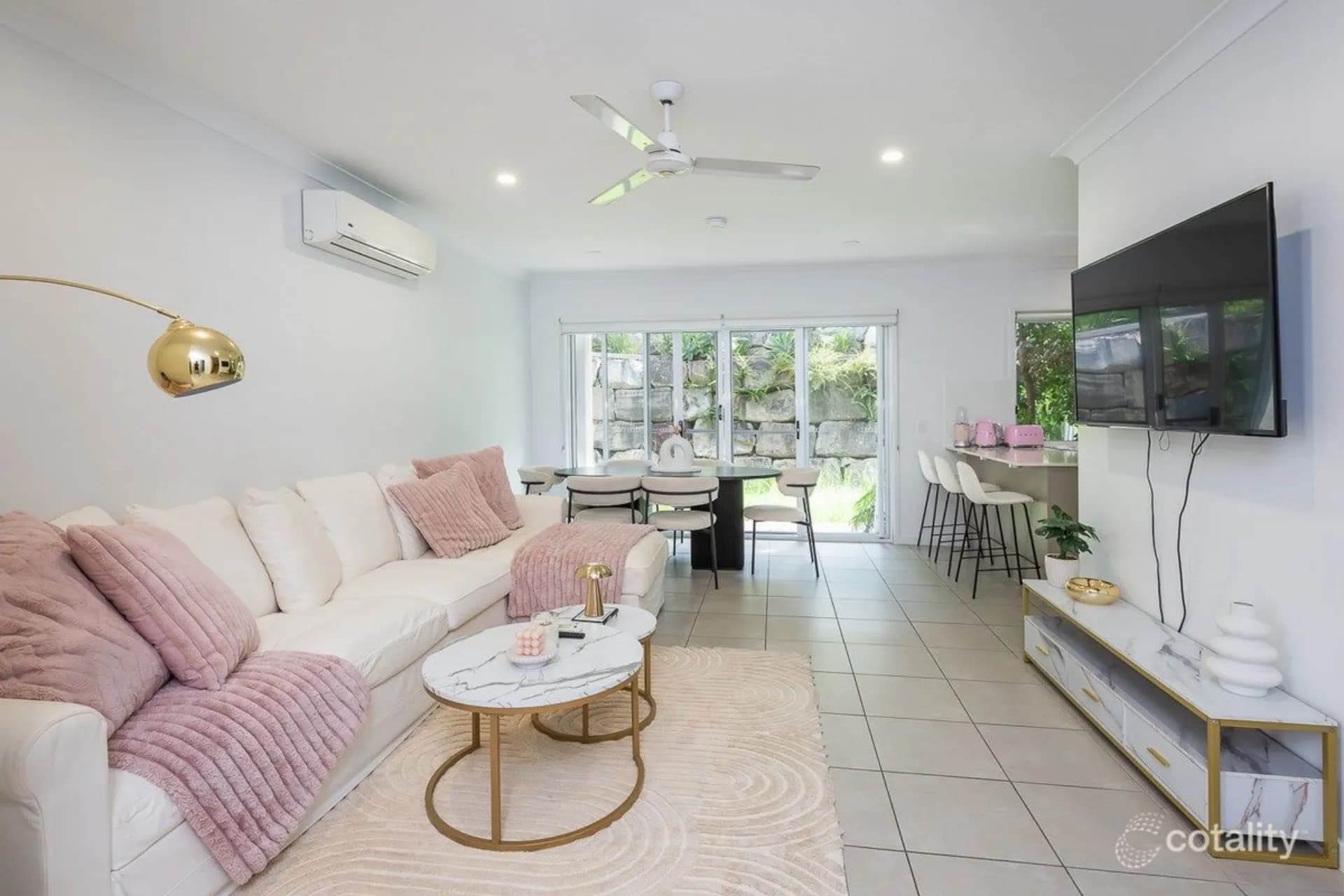 9/8 Riverstone  Road, Helensvale, QLD, Helensvale - Thumbnail 3