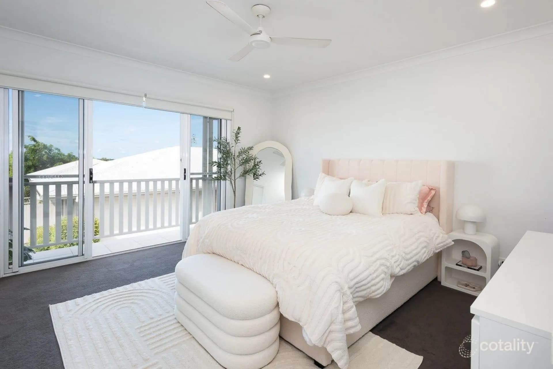 9/8 Riverstone  Road, Helensvale, QLD, Helensvale - Thumbnail 5