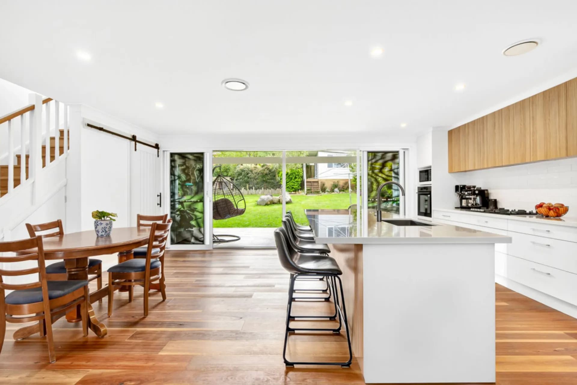 10 Koorangi Avenue, Elanora Heights, NSW, Elanora Heights - Thumbnail 3