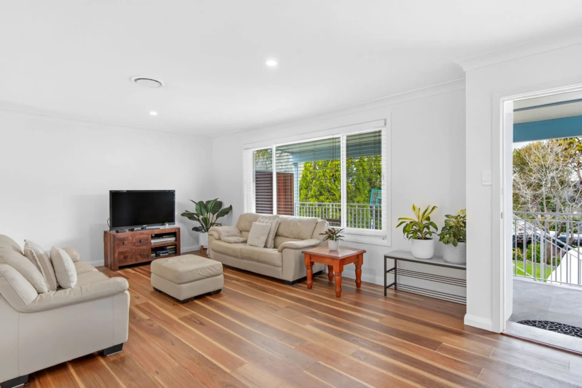 10 Koorangi Avenue, Elanora Heights, NSW, Elanora Heights - Thumbnail 5