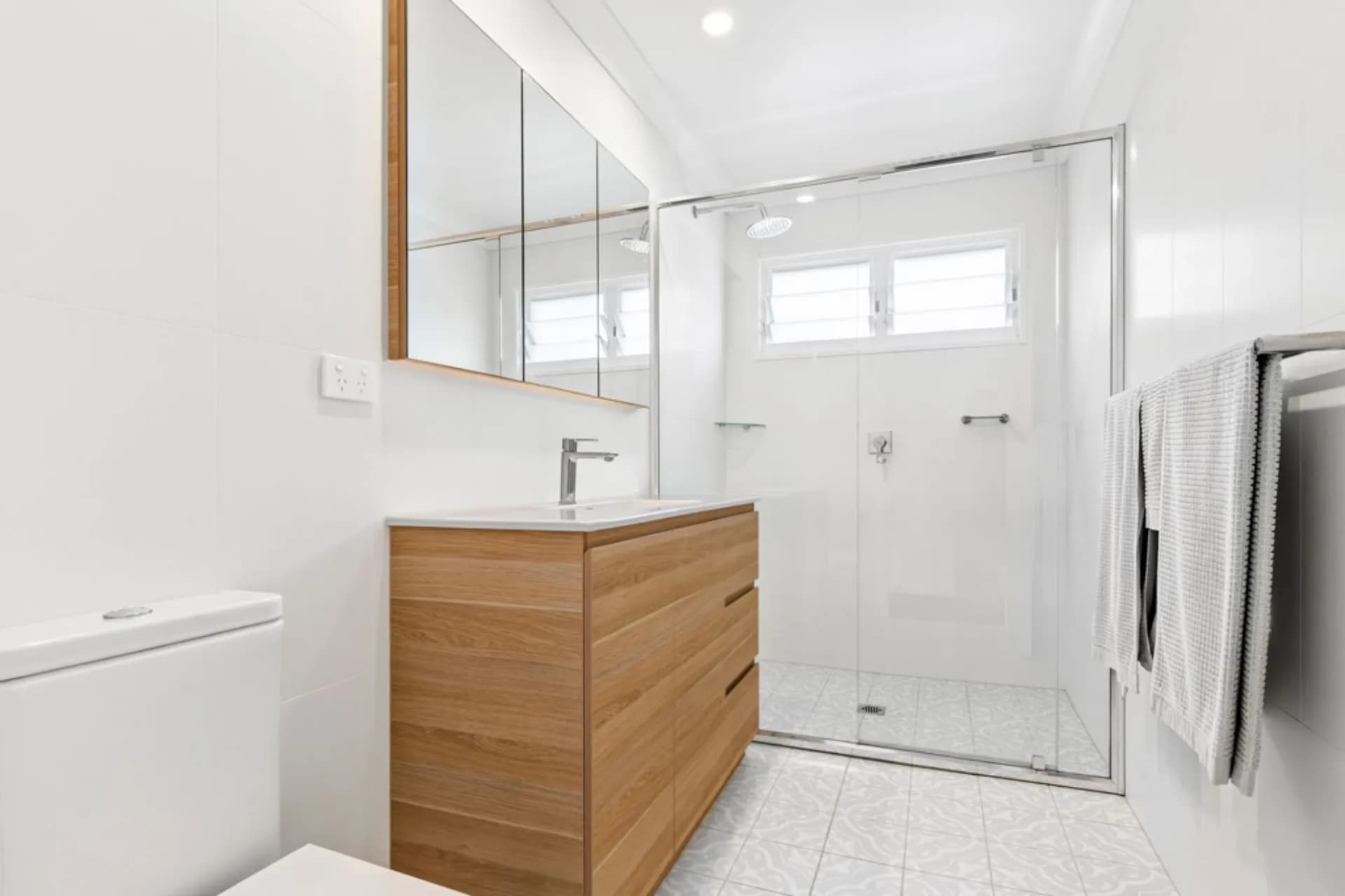 10 Koorangi Avenue, Elanora Heights, NSW, Elanora Heights - Thumbnail 8