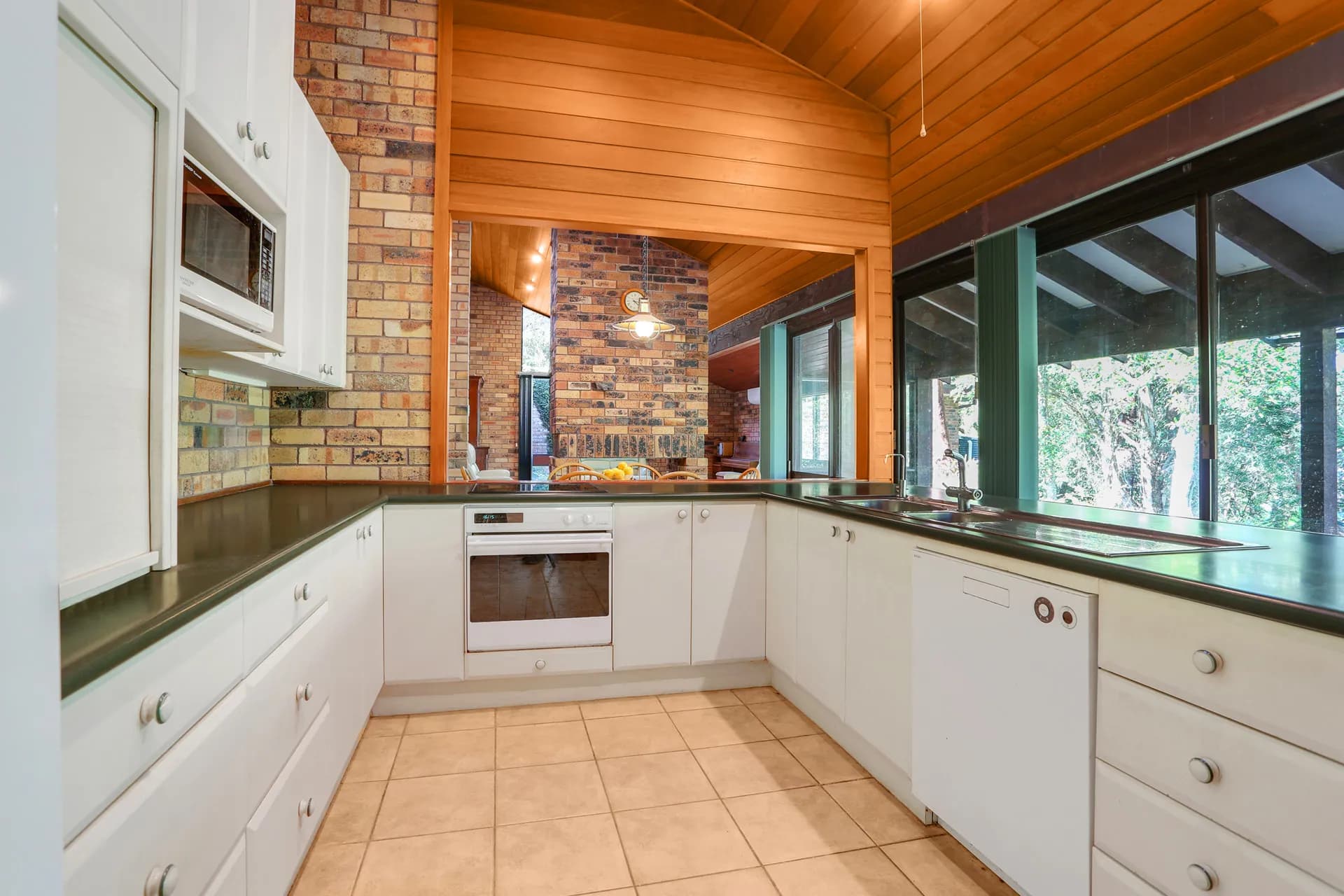 18 Radnor Road, Galston, NSW, Galston - Thumbnail 5