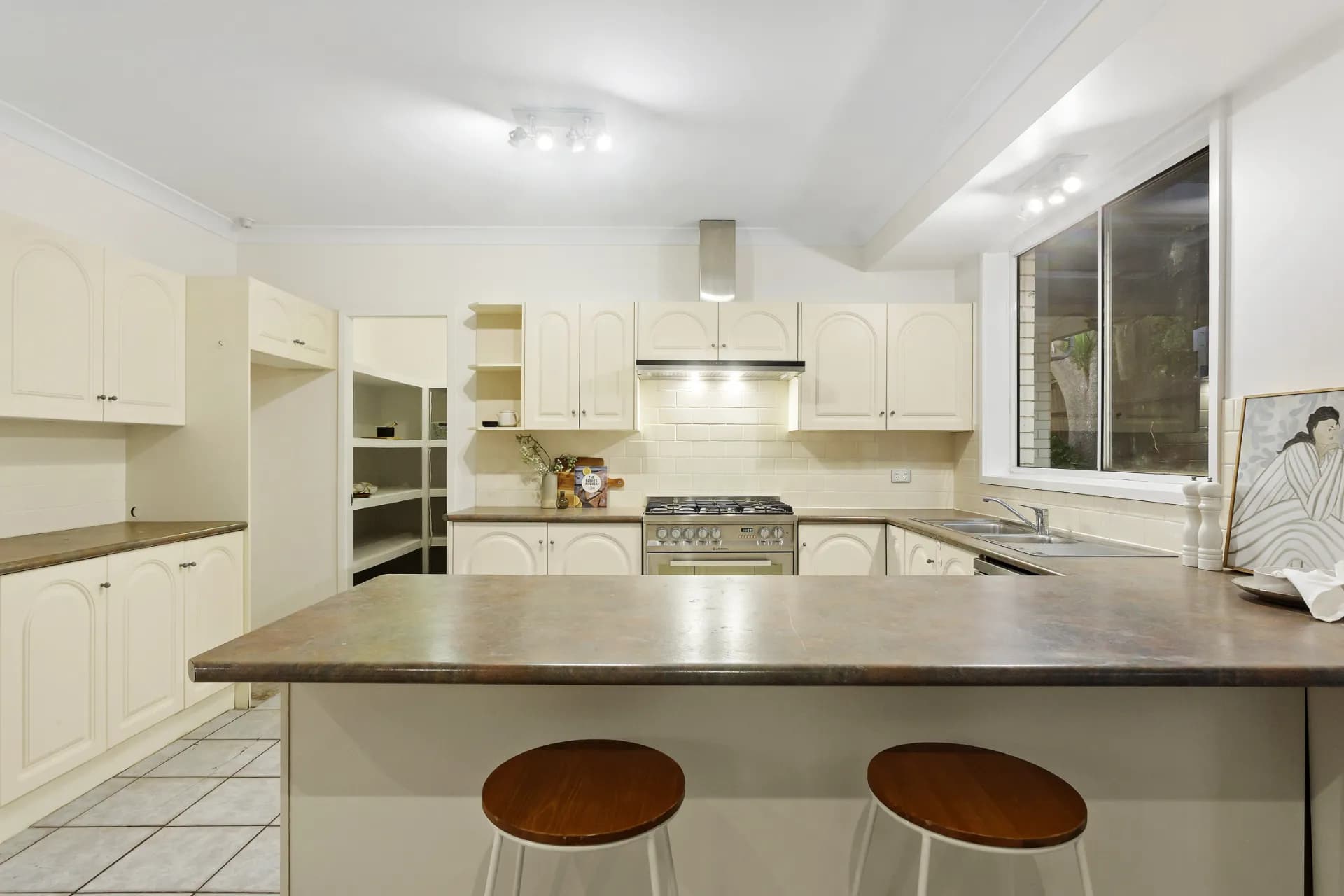 117 Graham Street, Glendale - Thumbnail 3