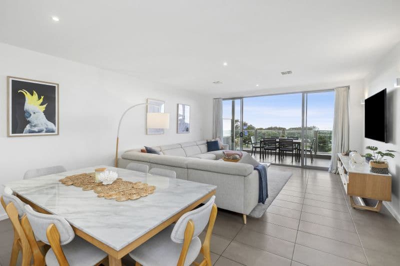 1/118 Mountjoy Parade Lorne VIC, Lorne - Thumbnail 2
