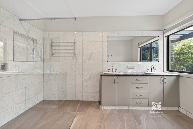 117 Nicholson-sarsfield Road, Nicholson, VIC 3882, Nicholson - Thumbnail 8