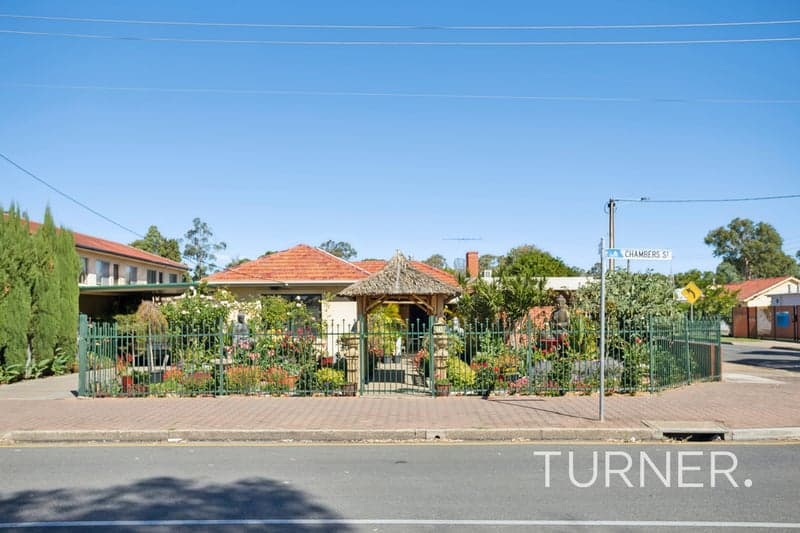 16 Chambers Street, Marion - Image 1
