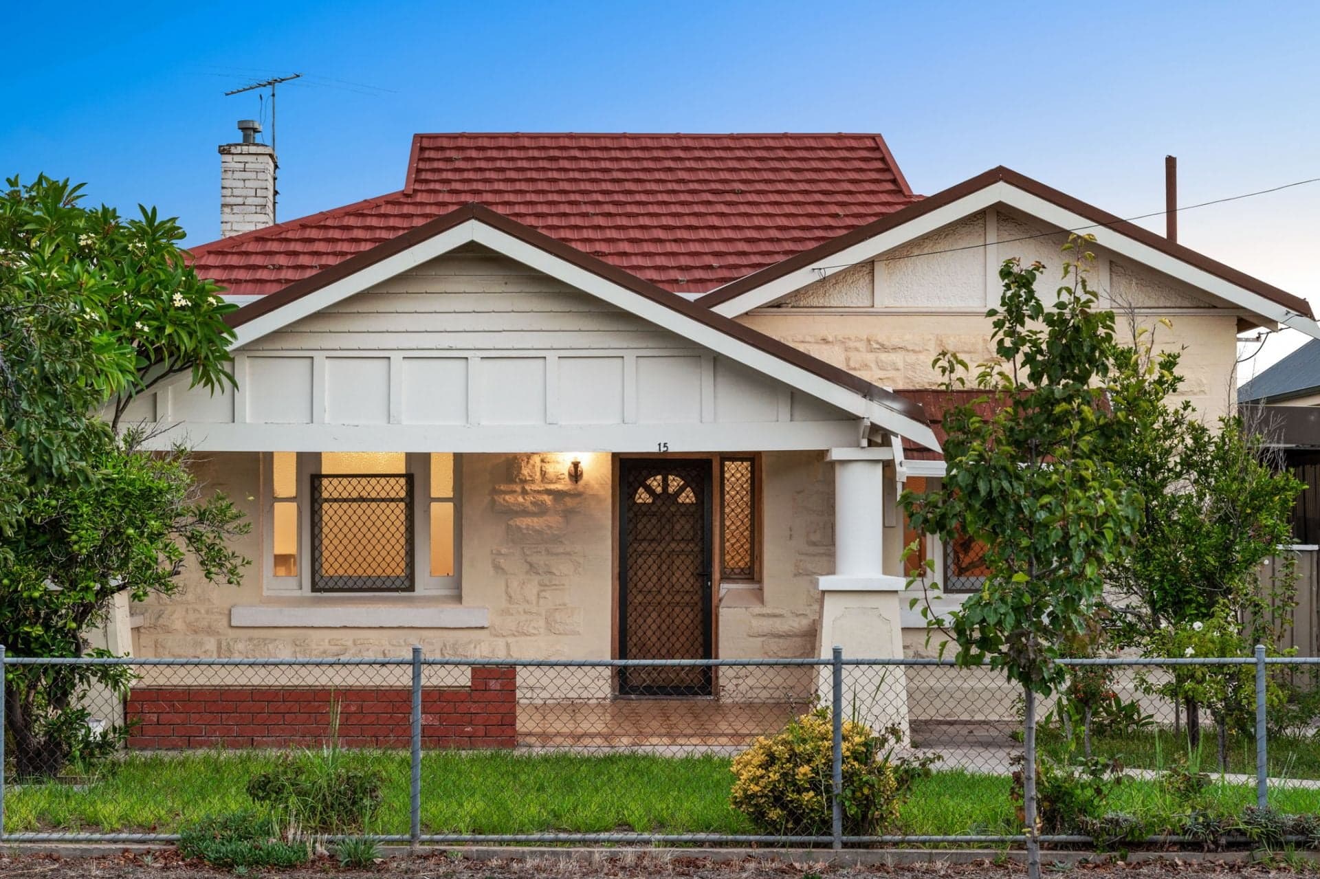 15 Edgeworth Street, Prospect, Prospect - Thumbnail 2