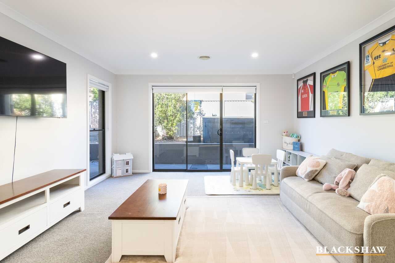 23 Hyland Drive, Bungendore, Bungendore - Thumbnail 4