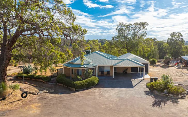 363 Meadowbrook Ramble, Bullsbrook, WA, 6084, Bullsbrook - Thumbnail 4