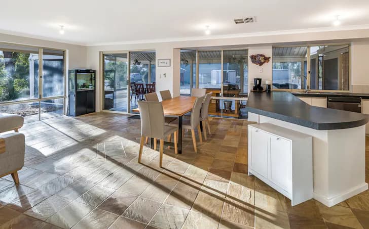 363 Meadowbrook Ramble, Bullsbrook, WA, 6084, Bullsbrook - Thumbnail 7
