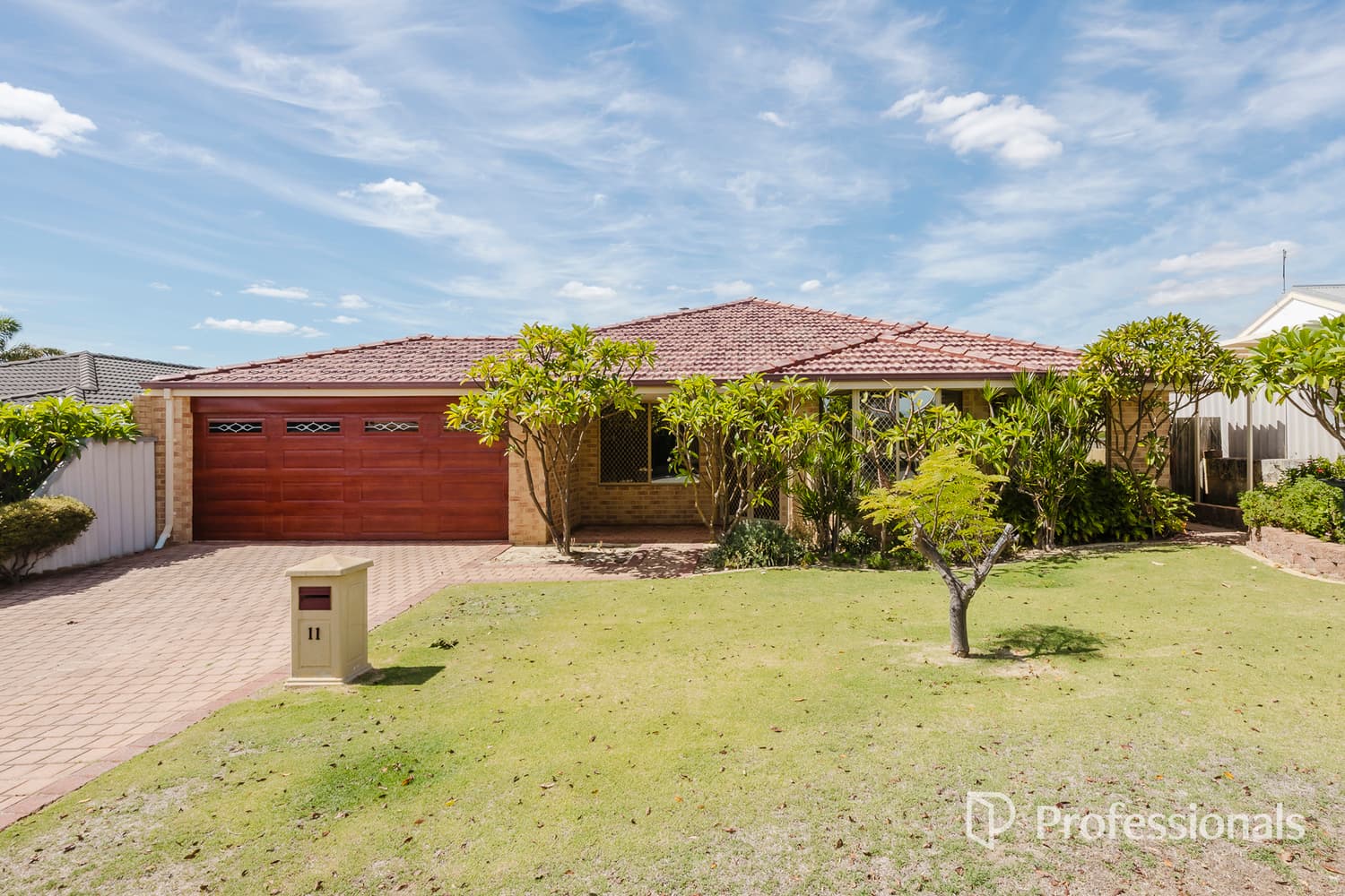 11 Axford Road Alexander Heights 6064, Alexander Heights - Image 1