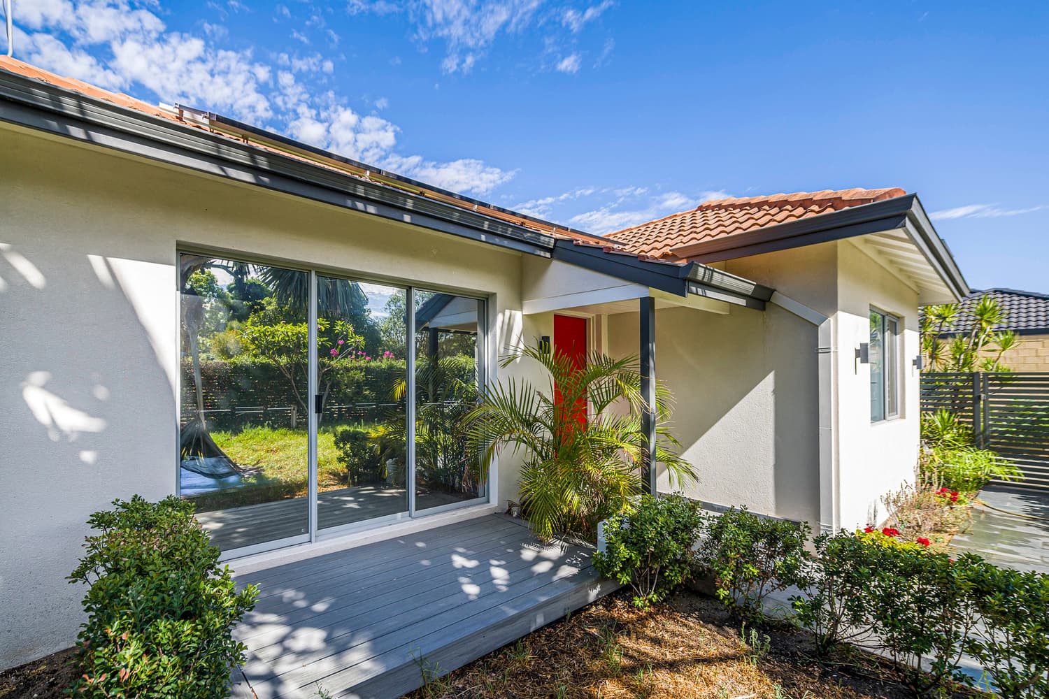 1/10 Oriana Street, Belmont WA 6104, Belmont - Image 1
