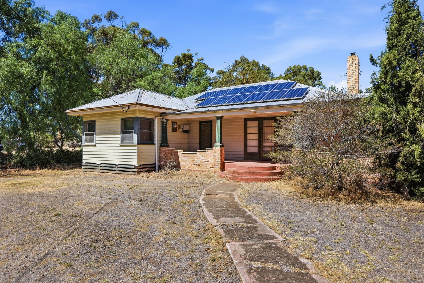 16 Main Road, Laanecoorie, VIC 3463, Laanecoorie - Thumbnail 3