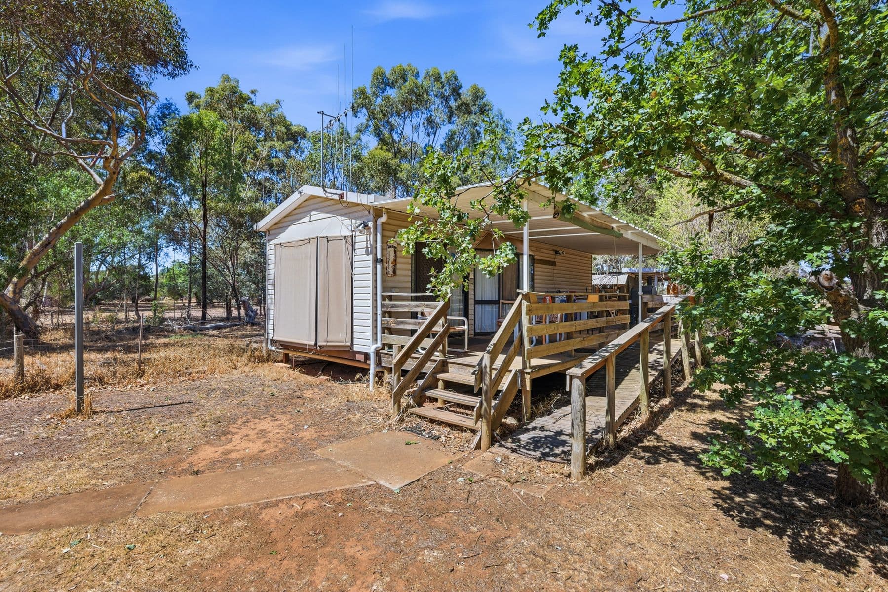 16 Main Road, Laanecoorie, VIC 3463, Laanecoorie - Thumbnail 4