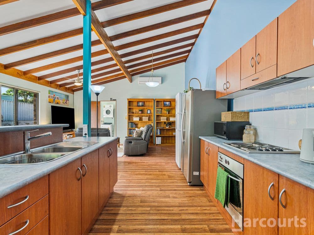 8 Mitchell Road, PRESTON BEACH, WA 6215, Preston Beach - Thumbnail 2
