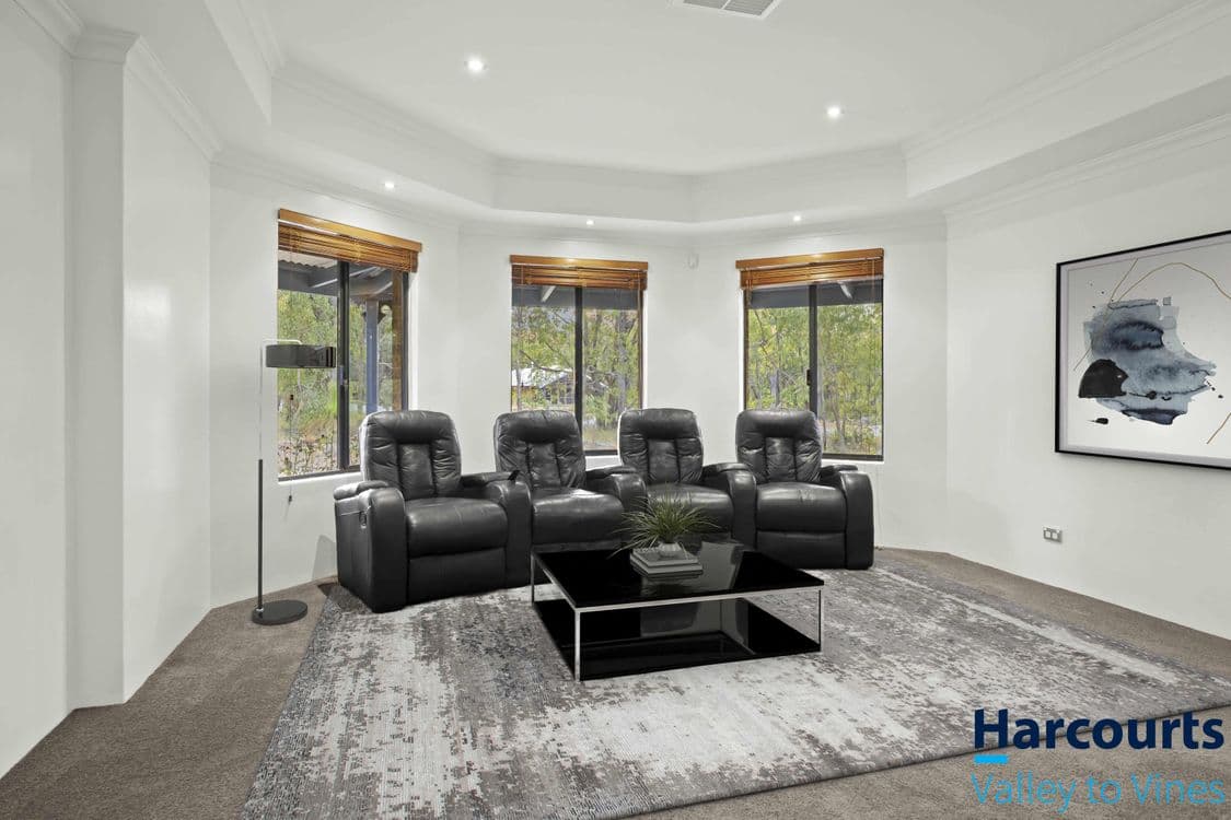 116 Holstein Loop, LOWER CHITTERING, WA 6084, Lower Chittering - Thumbnail 6