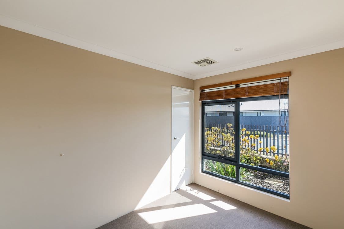136 Pleasantview Parade, BALDIVIS, WA 6171, Baldivis - Thumbnail 6