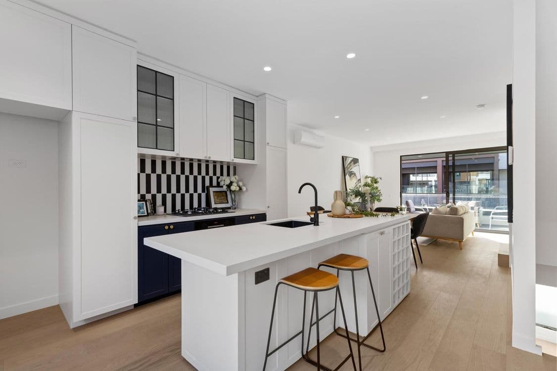 25 Jasmine Circuit, GLEN WAVERLEY, VIC 3150, Glen Waverley - Thumbnail 2