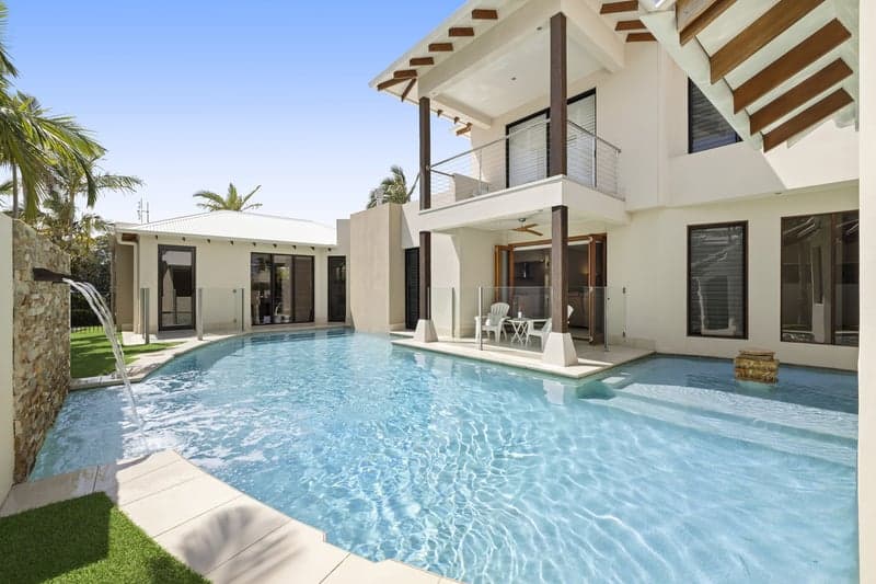 14 Quayline Court, Pelican Waters - Thumbnail 2